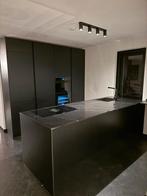 Îlot de cuisine en composite noir mat + équipement + DÉMONTÉ