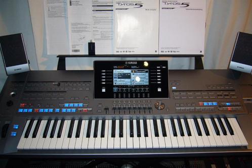 TE KOOP CAUSE HEALTH TYROS 5 XXL +ACCESSOIRE, Muziek en Instrumenten, Keyboards, Zo goed als nieuw, 61 toetsen, Yamaha, Ophalen