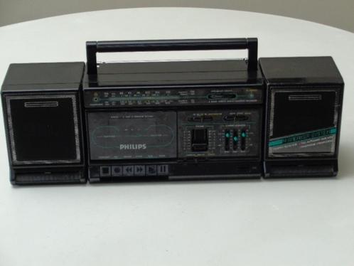 Radio stéréo - Boombox à cassette PHILIPS Type D 8274/30, TV, Hi-fi & Vidéo, Radios, Utilisé, Radio, Enlèvement ou Envoi