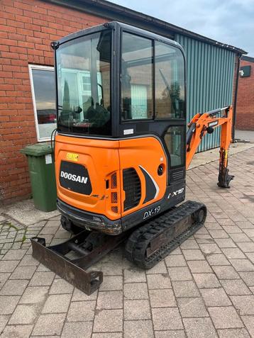 Doosan Dx19 bj 2015 met 2660 uur 1ste eigenaar  beschikbaar voor biedingen