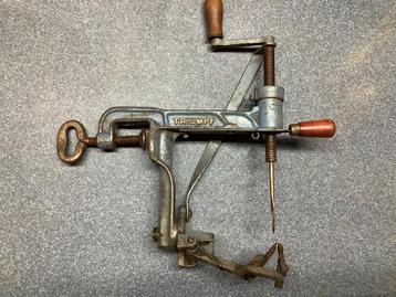 TRIUMPF CHRISO ~ kleine spin (? ) beschikbaar voor biedingen