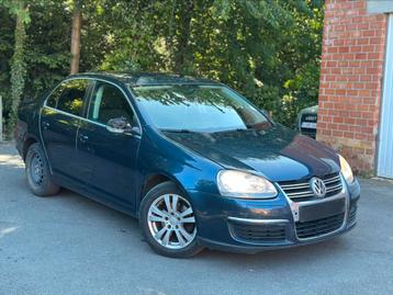 Volkswagen Jetta 1.6 TDi Comfortline FaceLift Model ! EURO 4 beschikbaar voor biedingen