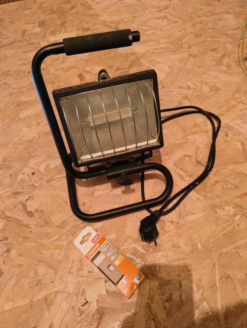 Ledstraler 150W (vernieuwde led 18,2 W = 150 W ), Doe-het-zelf en Bouw, Gereedschap | Overige machines, Zo goed als nieuw, Ophalen of Verzenden