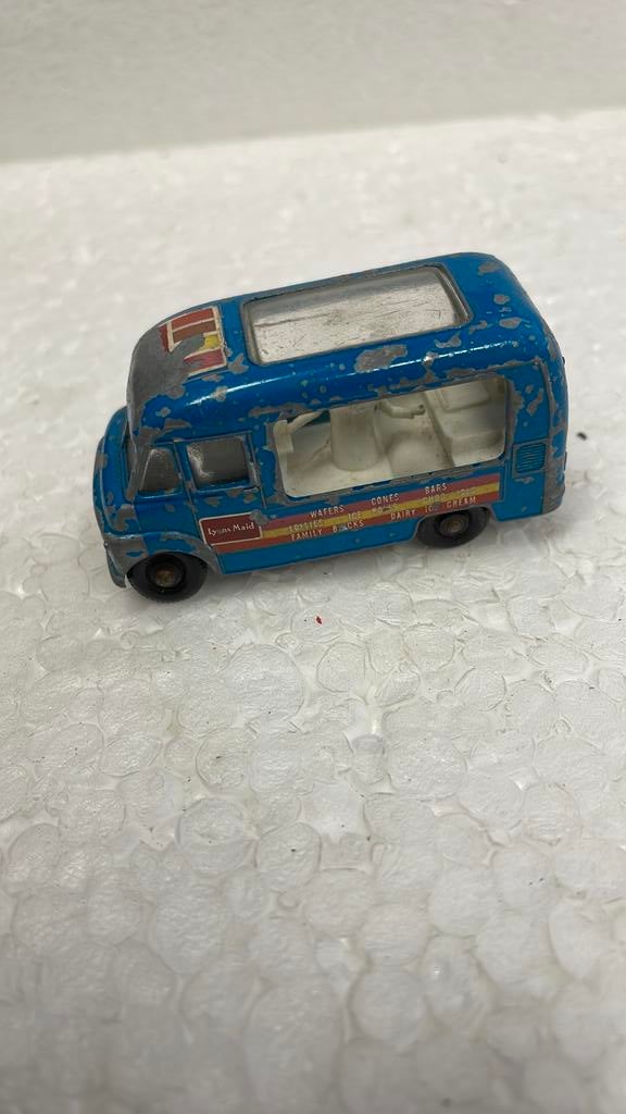 Matchbox 47 Commer Ice Cream Canteen, Ophalen of Verzenden, Zo goed als nieuw
