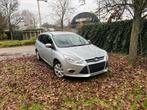 Ford Focus Clipper 1.6 TDCi herstelling/export, Auto's, Stof, Parkeersensor, Particulier, Dealer onderhouden