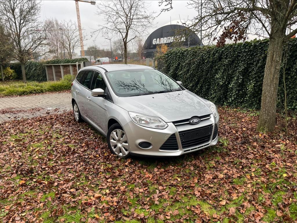 Ford Focus Clipper 1.6 TDCi herstelling/export