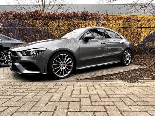 Mercedes Cla Coupe AMG Line night pakket Mbux trekhaak, Auto's, Mercedes-Benz, Particulier, CLA, Achteruitrijcamera, Adaptieve lichten