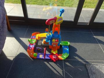 Grue de chantier Vtech toet toet, Enfants & Bébés, Jouets | Vtech, Enlèvement ou Envoi