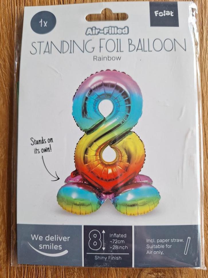 NIEUW Kleurrijke folieballon 8 verjaardag, Hobby en Vrije tijd, Feestartikelen, Nieuw, Versiering, Ophalen of Verzenden