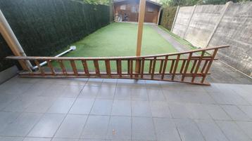 Houten Ladder beschikbaar voor biedingen