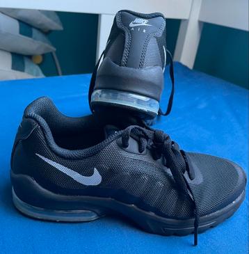 NIKE AIR MAX - 37.5 beschikbaar voor biedingen