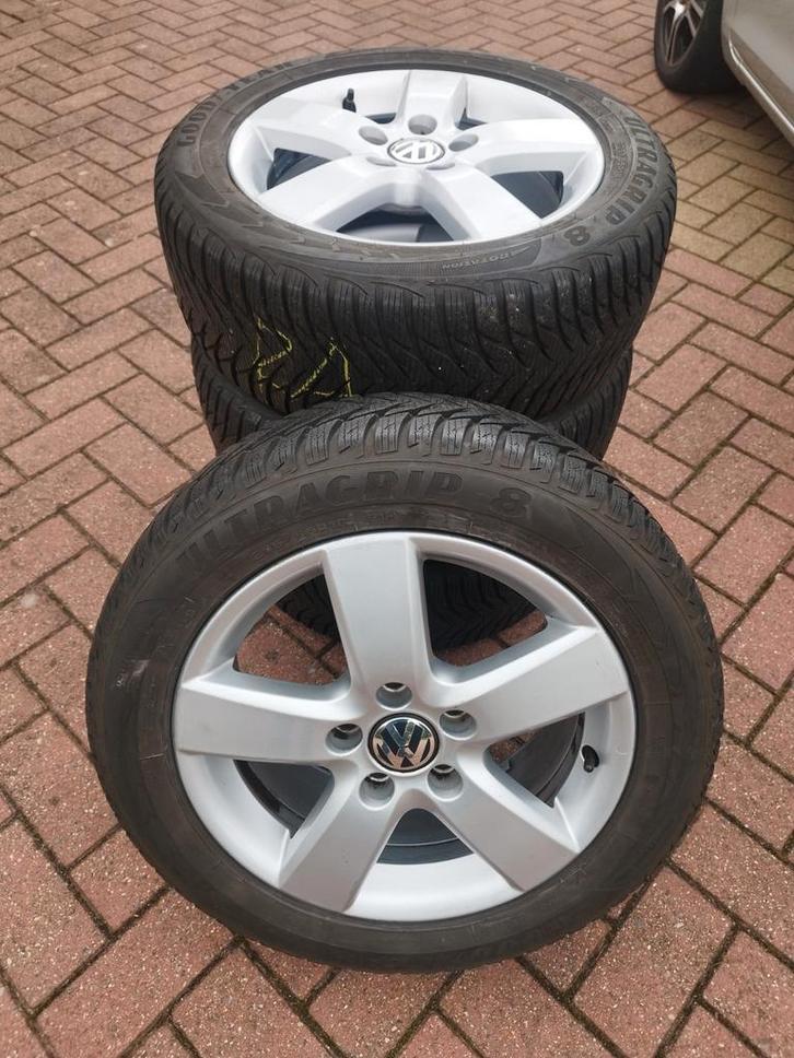Winterbanden 205/55/R16 Goedyear originele Volkswagen 5X112, Auto-onderdelen, Banden en Velgen, Band(en), Winterbanden, 16 inch