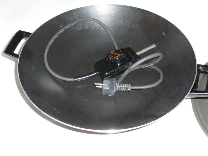 Wok électrique Philips avec thermostat réglable., Maison & Meubles, Cuisine | Casseroles & Poêles, Comme neuf, Wok, Aluminium
