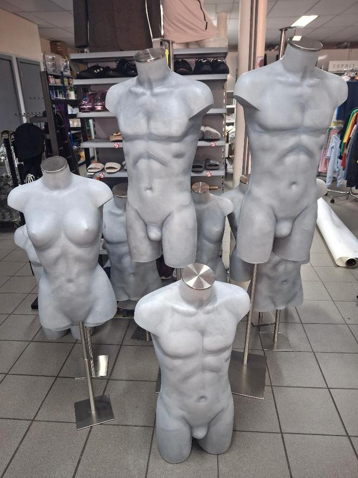 Mannequin met borstomtrek voor mannen en vrouwen, Zakelijke goederen, Kantoor en Winkelinrichting | Winkel en Inventaris, Ophalen