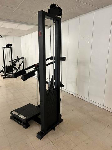 Panatta SQUAT EN STANDING CALVES in 1 beschikbaar voor biedingen