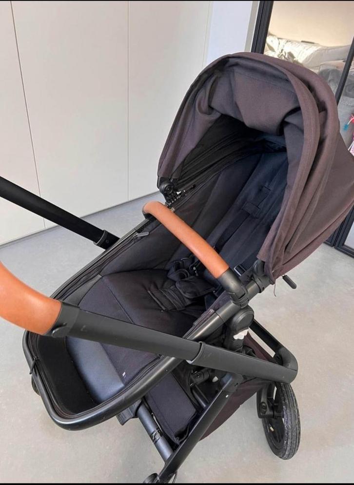 Dubatti 2 in 1 kinderwagen, Kinderen en Baby's, Kinderwagens en Combinaties, Zo goed als nieuw, Kinderwagen, Met reiswieg, Ophalen