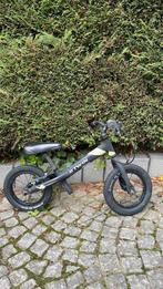 Btwin runride 900 eerste kinderfiets, Fietsen en Brommers, Ophalen, Zo goed als nieuw