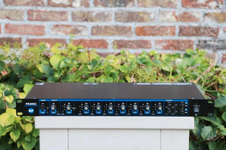 RCF Mixer PR4092, TV, Hi-fi & Vidéo, Enceintes, Comme neuf, Haut-parleurs Frontaux, Arrière ou Stéréo, 120 watts ou plus, Enlèvement