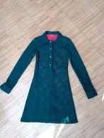 Donkergroene jurk maat S Who's That Girl, Kleding | Dames, Ophalen, Who's that girl, Zo goed als nieuw, Knielengte