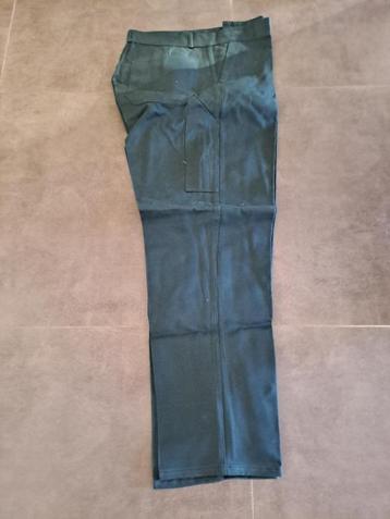 Werkbroek maat 48 beschikbaar voor biedingen