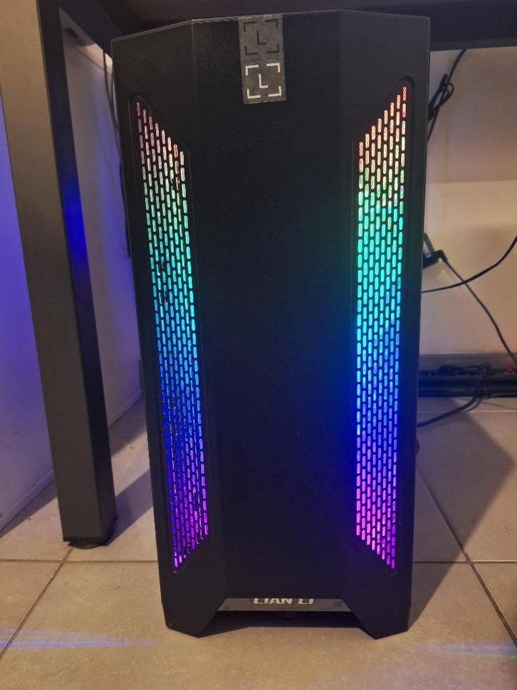 Jeu PC - Dragon Computers, Informatique & Logiciels, Ordinateurs de bureau, Comme neuf, 3 à 4 Ghz, HDD, 16 GB, Avec carte vidéo