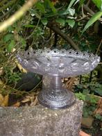 oud glaswerk: geslepen, gefacetteerd, gegraveerd, glaskunst, Ophalen