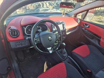 Airbag set + dashboard van een Renault Clio beschikbaar voor biedingen