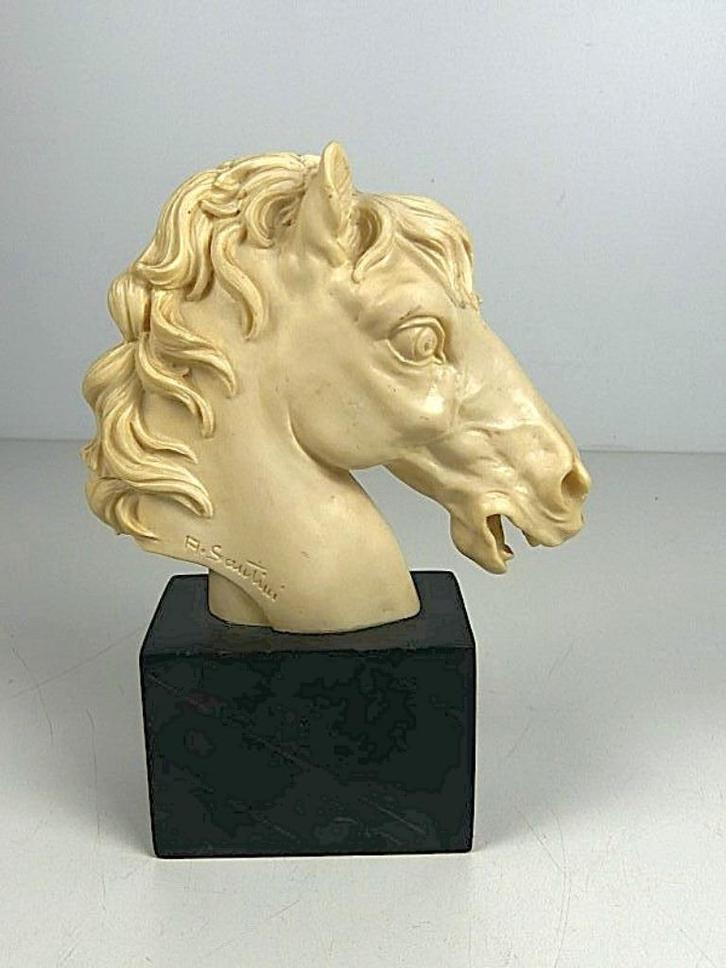 Statue italienne en forme de tête de cheval - Santini, Antiquités & Art, Art | Sculptures & Bois, Enlèvement ou Envoi