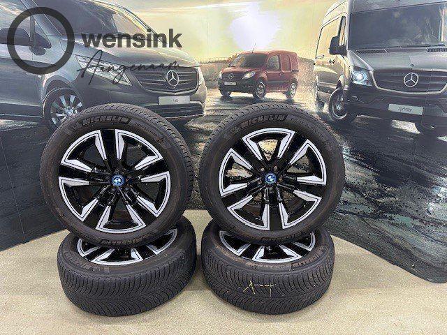 Winterset Bmw IX3 G08 19" (#527), Auto-onderdelen, Banden en Velgen, Banden en Velgen, Winterbanden, 19 inch, 245 mm, Personenwagen