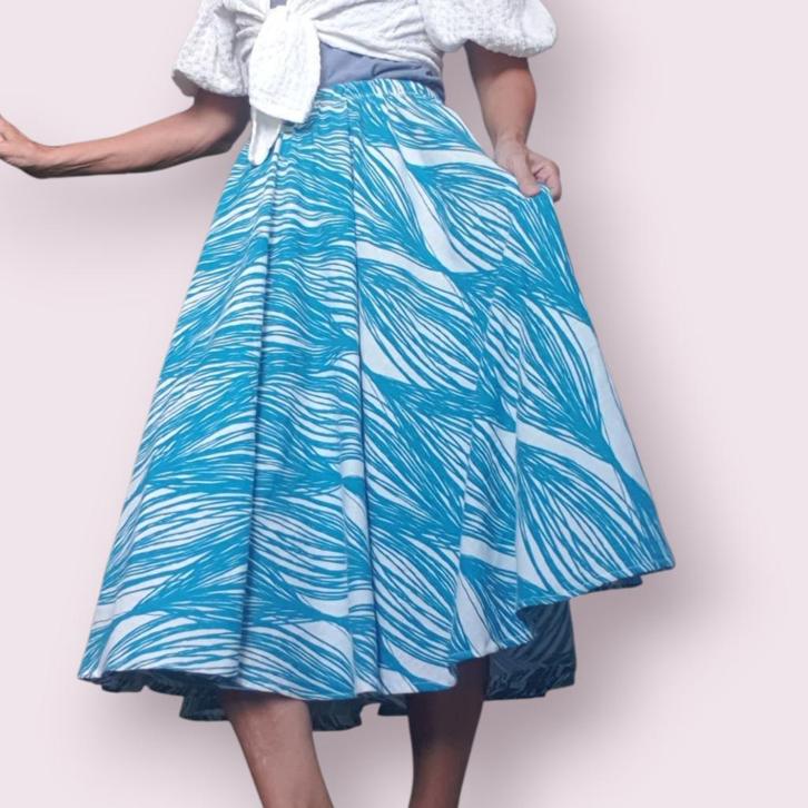 Swingrok cirkelrok blauw wit grafisch recycled mt 36 tm 44, Kleding | Dames, Rokken, Nieuw, Maat 38/40 (M), Blauw, Onder de knie