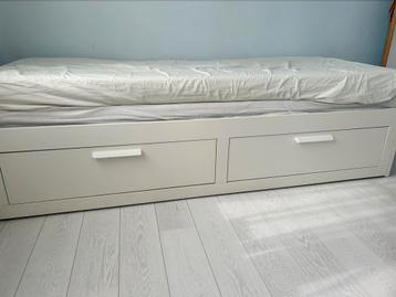 Bed met schuiven (1 pers ) omvormbaar tot 2 persoonsbed, 200 cm, Une personne, Comme neuf, Enlèvement