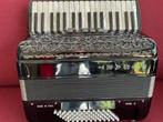 Z.g.a.n. italiaanse Fisart Ravel II accordeon . 72 bas ., Muziek en Instrumenten, Accordeons, 72-bas, Zo goed als nieuw, Met riemen