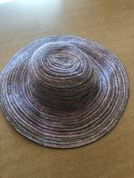 Chapeau ds les tons mauves taille 55 cm, Kleding | Dames, Hoeden en Petten, Ophalen, Zo goed als nieuw, Hoed