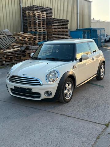 MINI ONE D 1.6 DIESEL 189.000KM, Auto's, Mini, 4 zetels, Zwart, 1600 cc, Wit