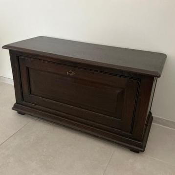 Dressoir kast bank landelijk met sleutel Flamant stijl beschikbaar voor biedingen