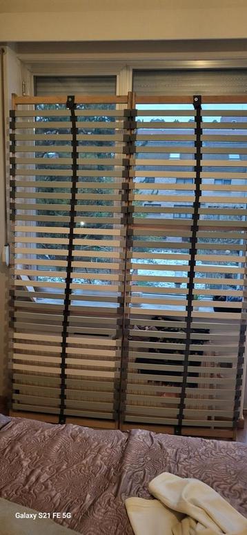 Sommier 1m40  beschikbaar voor biedingen