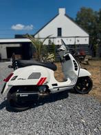 Vespa 125cc Gts SUPERSPORT White/Black, Super Sport, Particulier, 125 cc, 11 kW of minder