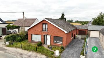 Alleenstaande woning met garage en ruime tuin in Ichtegem beschikbaar voor biedingen