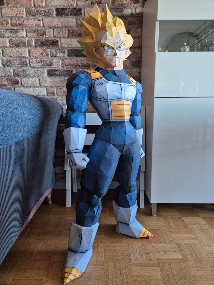 figurines papercraft Vegeta 120cm, Kinderen en Baby's, Speelgoed | Actiefiguren, Zo goed als nieuw, Ophalen
