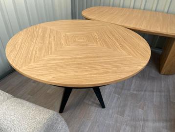 Uitschuifbare ronde eettafel naturel eik beschikbaar voor biedingen