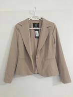Beige blazer maat 36 met prijskaartje! nieuw, Beige, Nieuw, Ophalen of Verzenden, Jasje