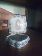 Ancienne boite en porcelaine 'limoge, Enlèvement ou Envoi