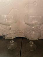 Coupes  en verre, Ophalen, Zo goed als nieuw