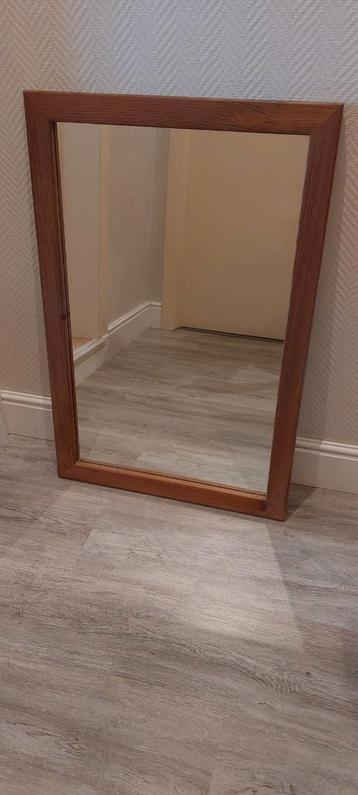 Spiegel, H75cm, B50cm beschikbaar voor biedingen