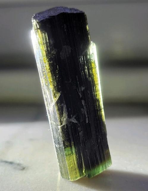 Toermalijn Stak Nala Pakistan (4), Verzamelen, Mineralen en Fossielen, Mineraal, Ophalen of Verzenden