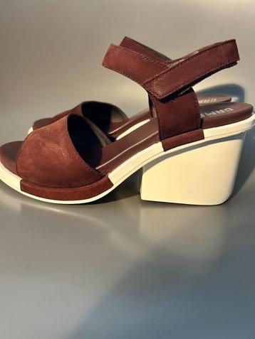 Chaussures femmes - Sandales à talon Camper - Pointure 36 beschikbaar voor biedingen