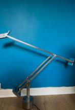 Artemide Tizio lamp gelimiteerde serie, Ophalen