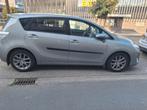 Toyota Verso, Auto's, Toyota, Voorwielaandrijving, Leder en Stof, Dealer onderhouden, Zilver of Grijs