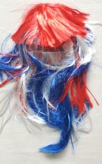 Perruque "Cheveux Longs" Rouge-Blanc-Bleu, Hobby & Loisirs créatifs, Chapeau ou Perruque, Envoi, Neuf