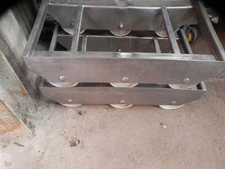 Rolly`s RVS met nylon wielen, Zakelijke goederen, Kantoor en Winkelinrichting | Magazijn, Stelling en Opslag, Ophalen